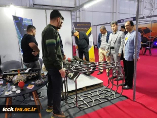 بازدید رئیس دانشکده ملی مهارت شهید رجایی کاشان از  نمایشگاه نوآوری و فناوری کاشان ۱۴۰۴ 2