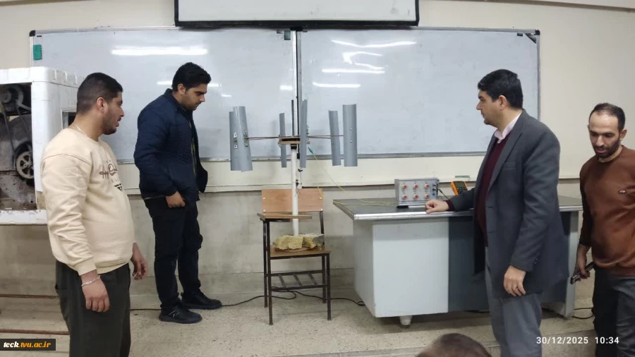 برگزاری مسابقه ساخت توربین بادی در دانشکده ملی مهارت شهید رجایی کاشان 5