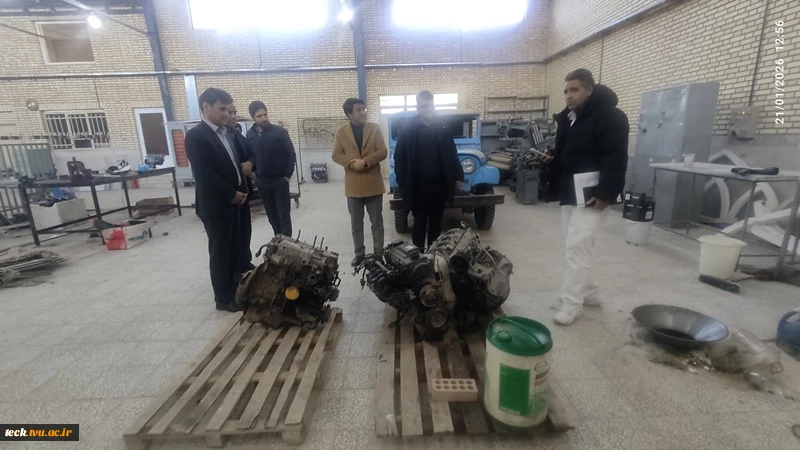 بازدید نمایندگان شرکت ایران خودرو از دانشکده شهید رجایی کاشان 2