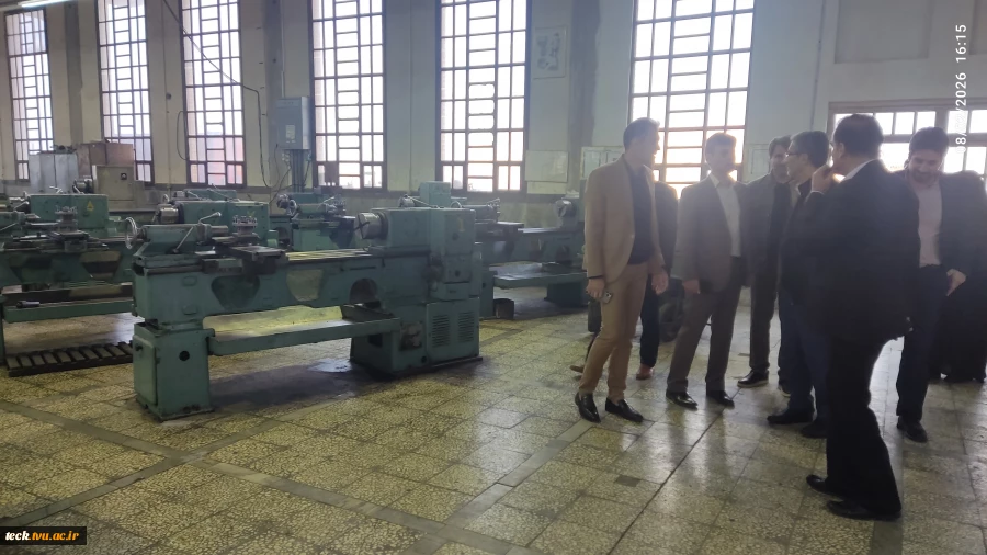 بازدید دکتر محمدرضا کلباسی معاون آموزشی دانشگاه ملی مهارت از مرکز رشد ، آزمایشگاه ها و کارگاه های دانشکده شهید رجایی کاشان 12