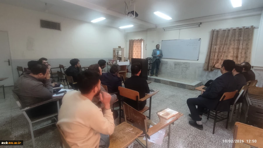 برگزاری جلسه دفاعیه پروژه و کارآموزی دانشجویان کارشناسی نساجی 2