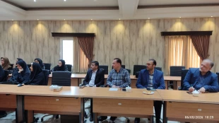 نشست مدیرکل دفتر همکاری‌های علمی و بین‌المللی دانشگاه ملی مهارت با اعضای هیئت علمی دانشکده های کاشان 4