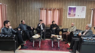 بازدید مدیرعامل شرکت لنت پارس کاشان از دانشکده شهید رجایی کاشان

بررسی راه های همکاری و تعامل صنعت و دانشگاه 2