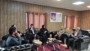 بازدید مدیرعامل شرکت لنت پارس کاشان از دانشکده شهید رجایی کاشان

بررسی راه های همکاری و تعامل صنعت و دانشگاه 4
